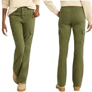 Time and Tru Size 6 High Rise Cargo Flare Jeans in Sea Turtle Green